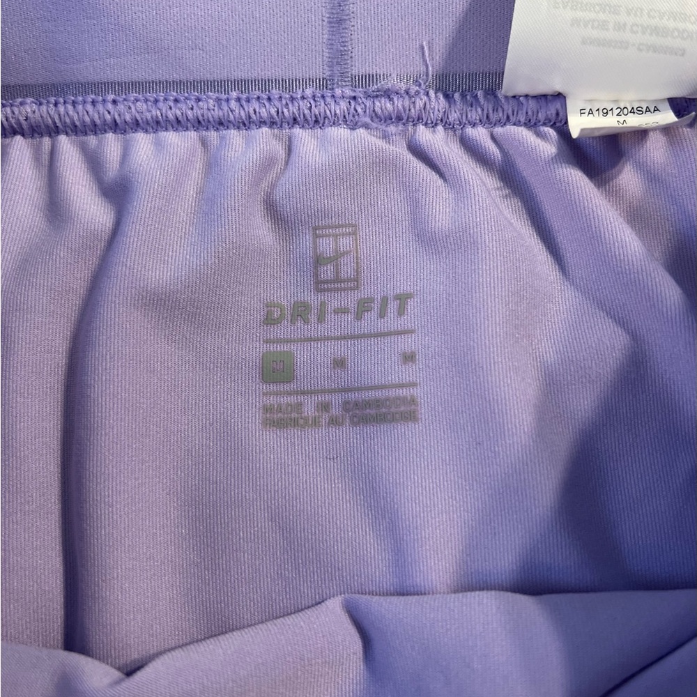 Nike Dri-Fit Golf Skort, spandex shorts; Golf Skirt - Picture 4 of 4